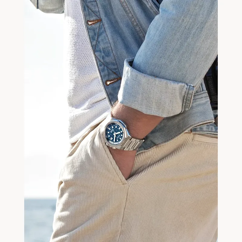 Series8 890 Blue Dial Stainless Steel Bracelet NB6060-58L Series8 890 Blue Dial Stainless Steel Bracelet NB6060-58L